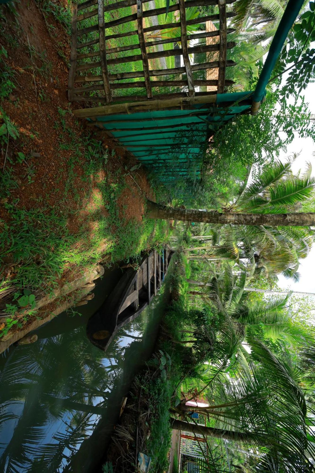 Prakruthi Residency Munroeisland Apartment Mundrothuruth Luaran gambar