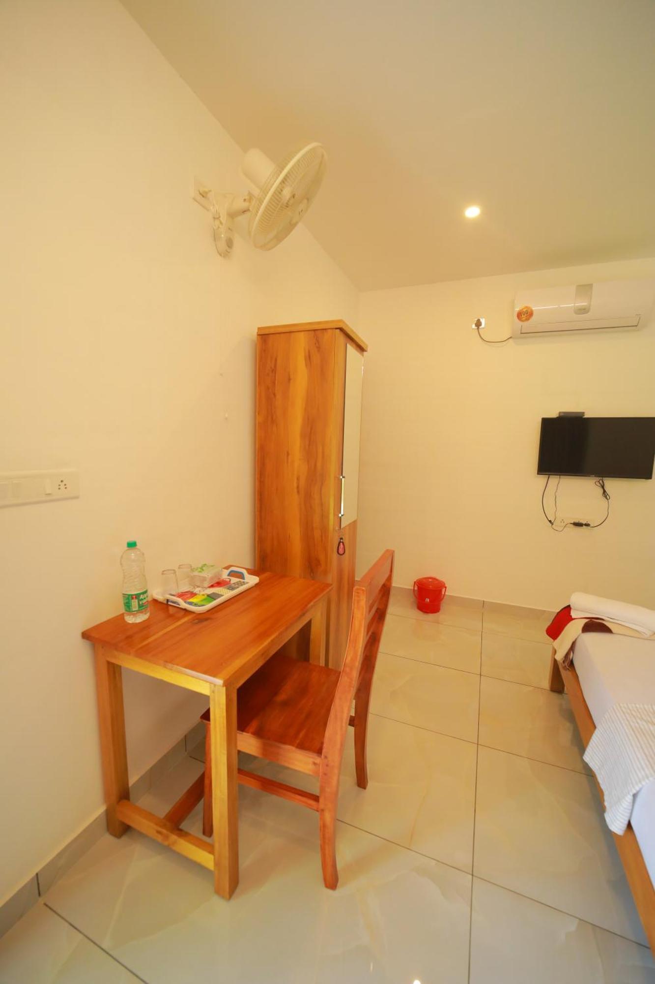 Prakruthi Residency Munroeisland Apartment Mundrothuruth Luaran gambar